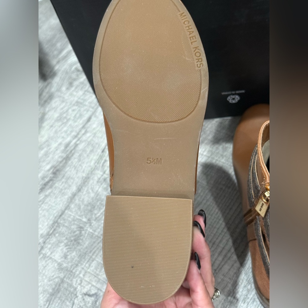 MICHAEL Michael Kors Rory Flat‎ Booties - Picture 4 of 5
